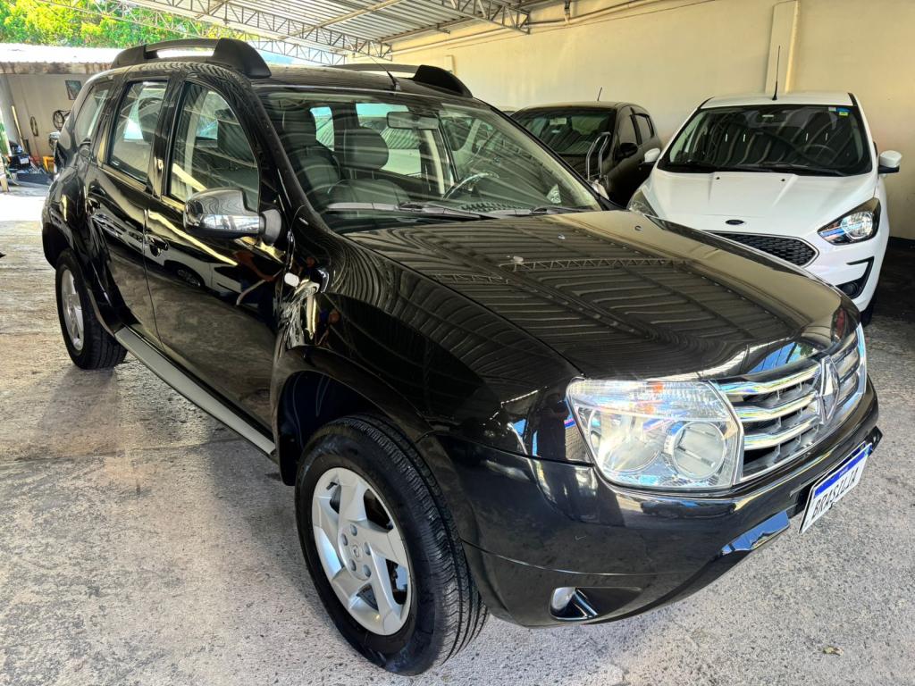 RENAULT Duster - Foto