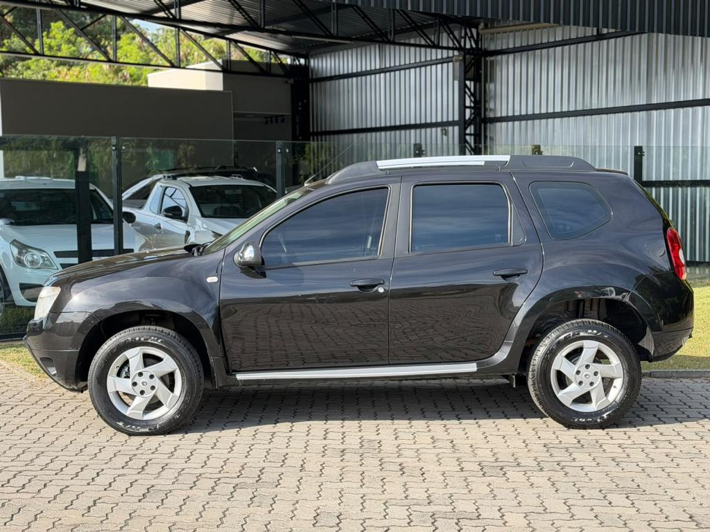 RENAULT Duster - Foto