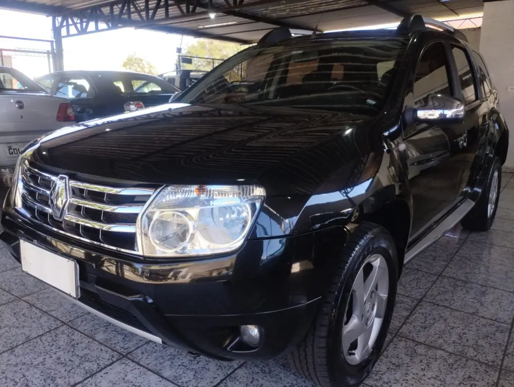 RENAULT Duster