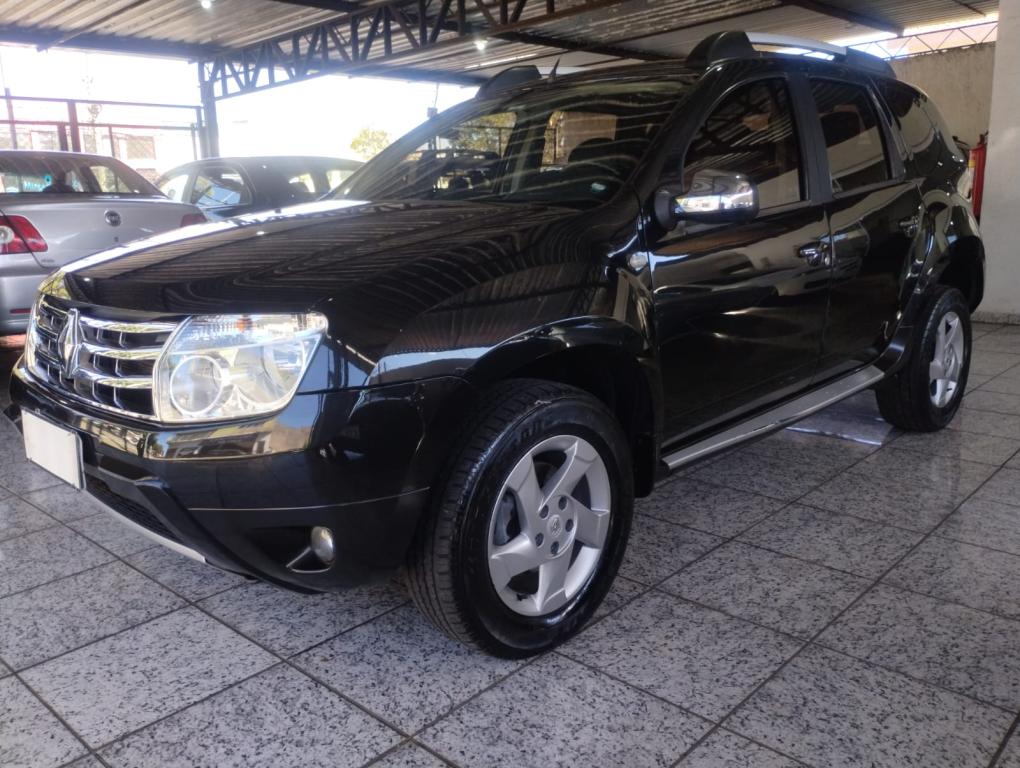 RENAULT Duster - Foto
