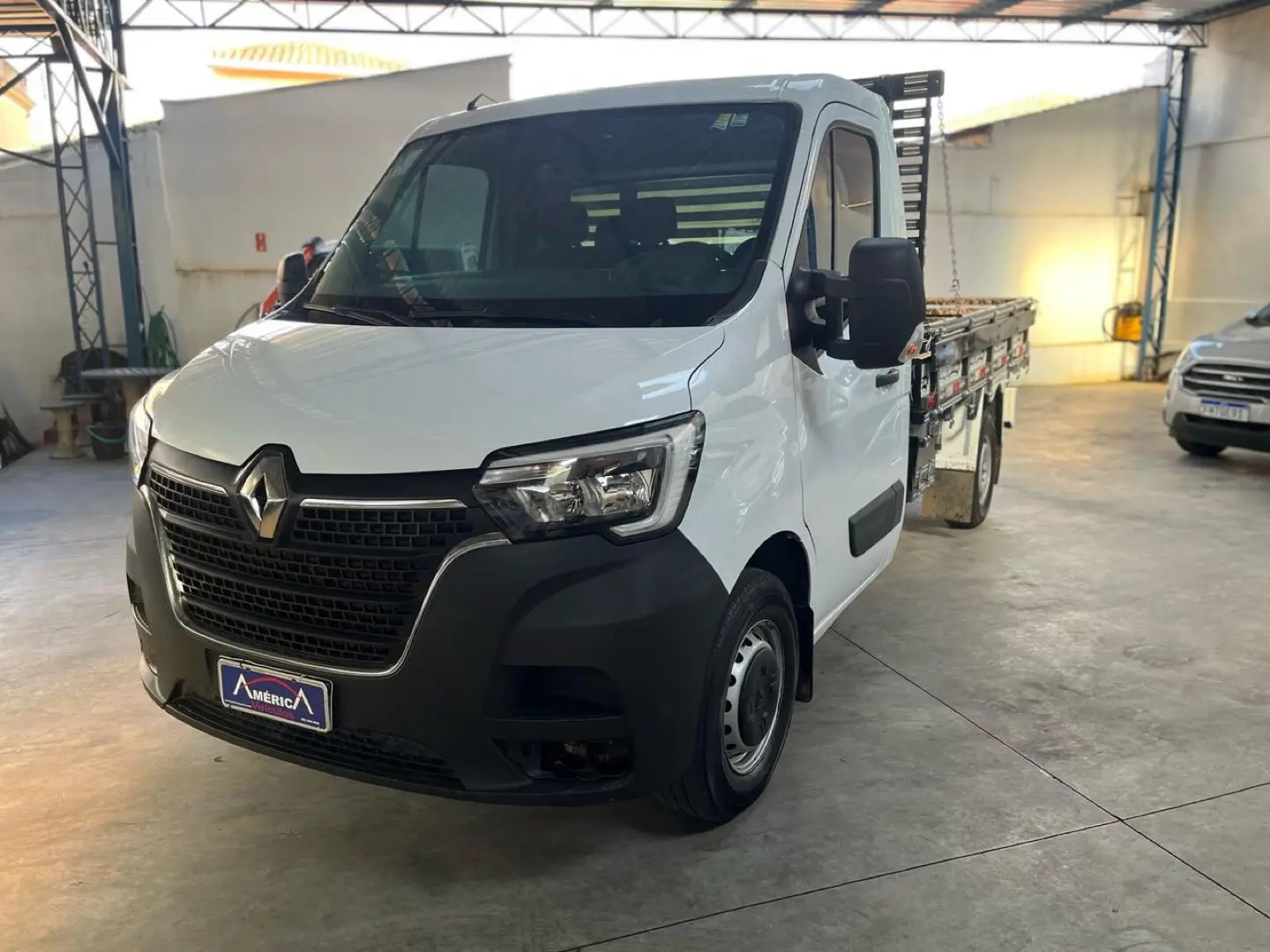 RENAULT Master