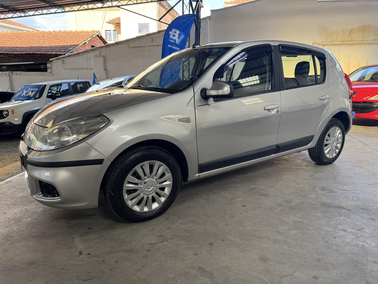 RENAULT Sandero