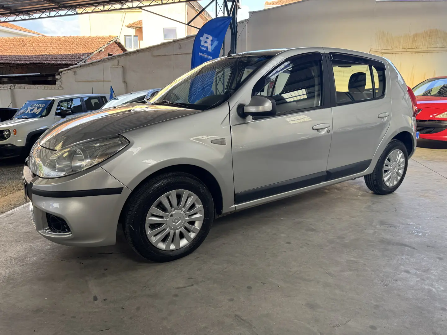 RENAULT Sandero