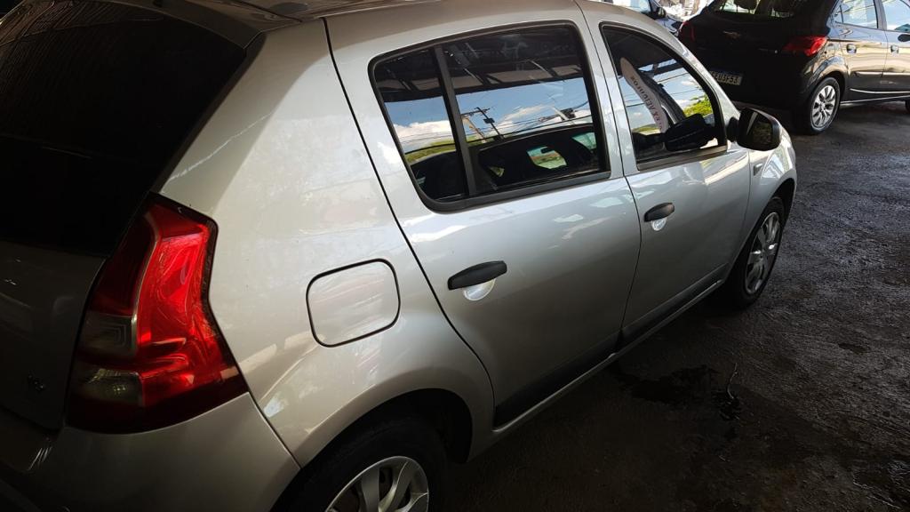 RENAULT Sandero - Foto