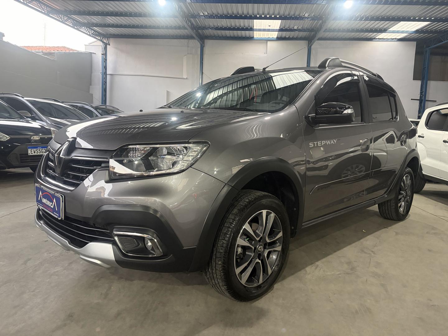 RENAULT Stepway - Foto