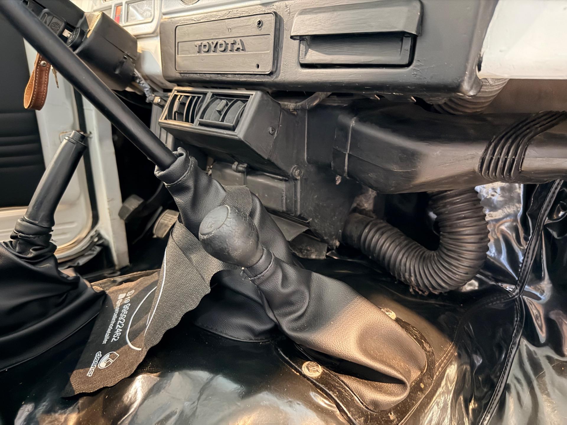 TOYOTA Bandeirante Pick-up - Foto