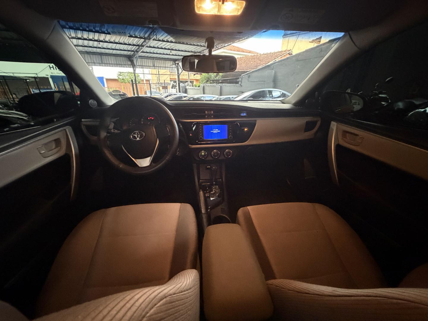 TOYOTA Corolla - Foto