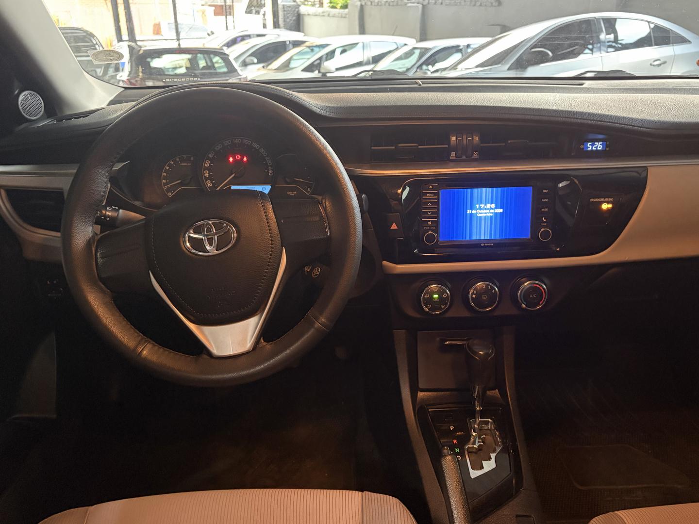 TOYOTA Corolla - Foto