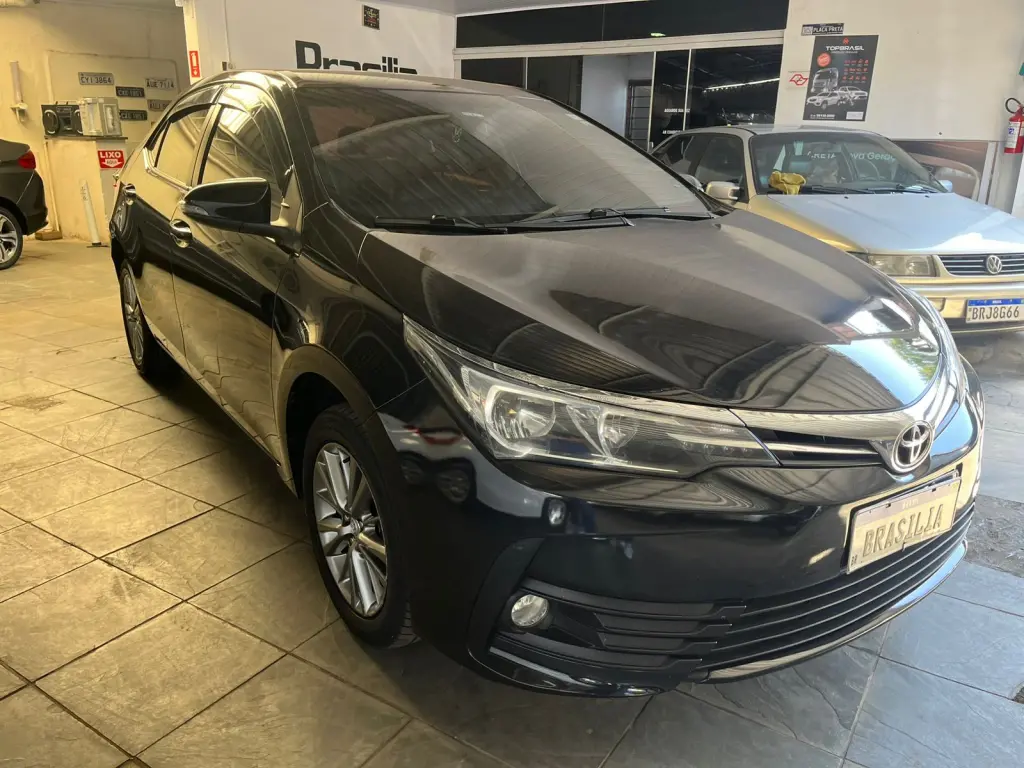 TOYOTA Corolla - Foto