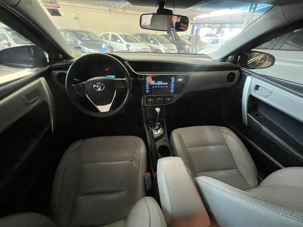 TOYOTA Corolla - Foto