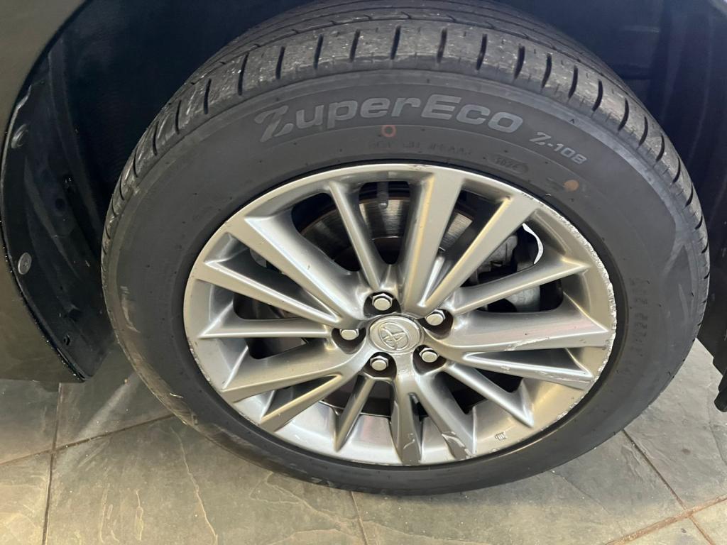 TOYOTA Corolla - Foto