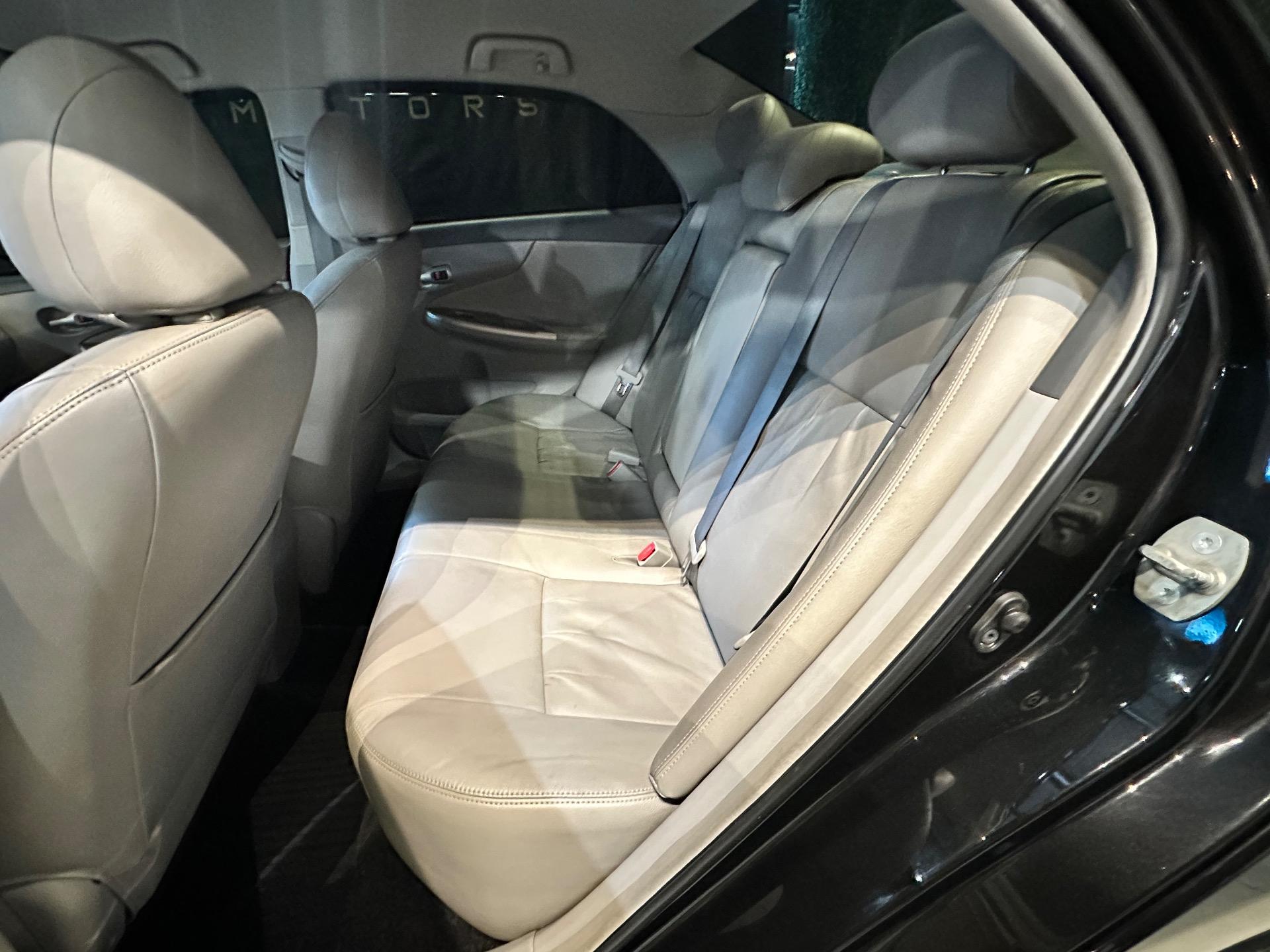 TOYOTA Corolla - Foto