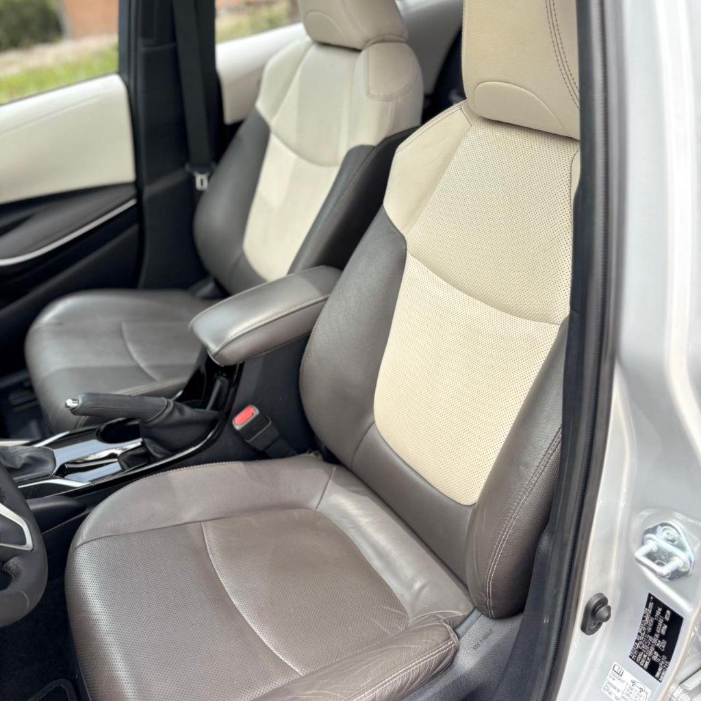 TOYOTA Corolla - Foto