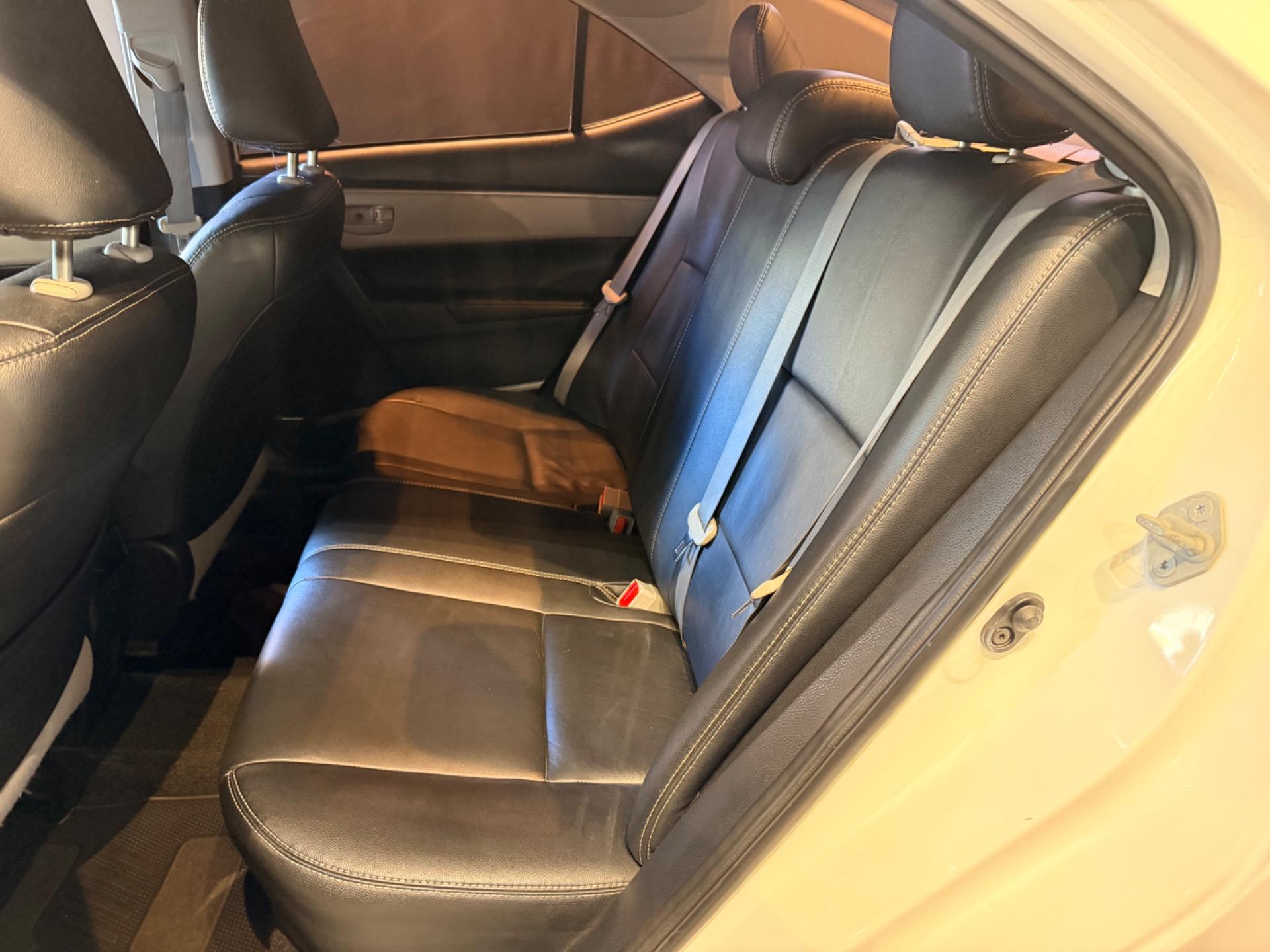 TOYOTA Corolla - Foto