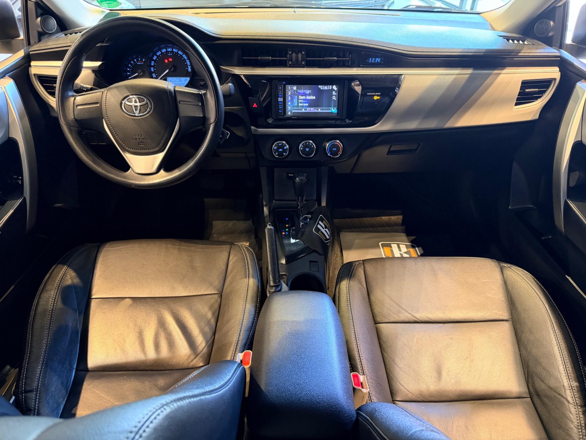 TOYOTA Corolla - Foto