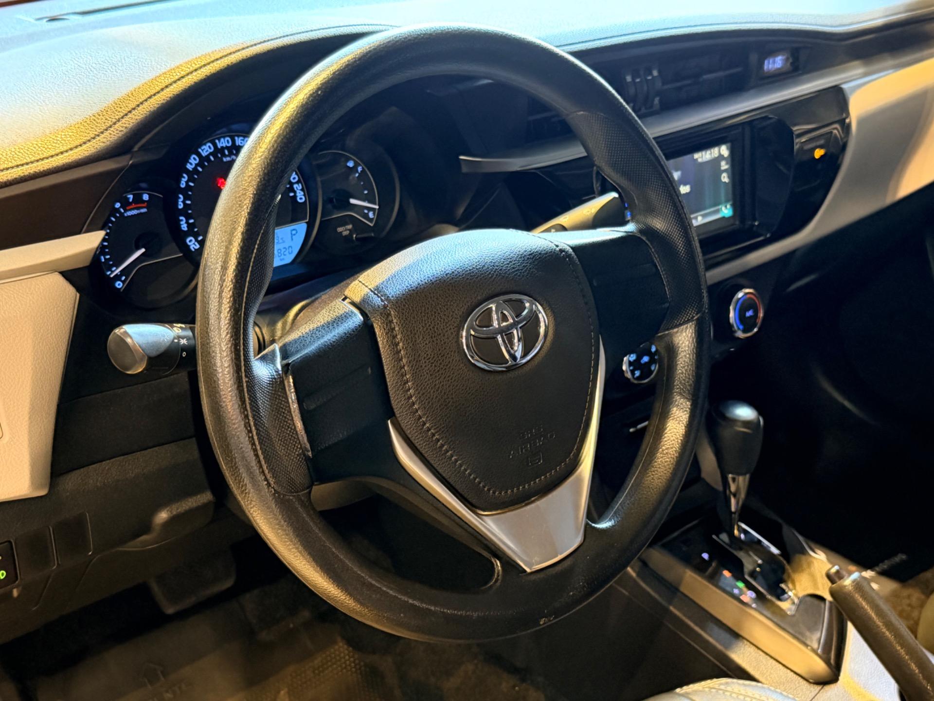 TOYOTA Corolla - Foto