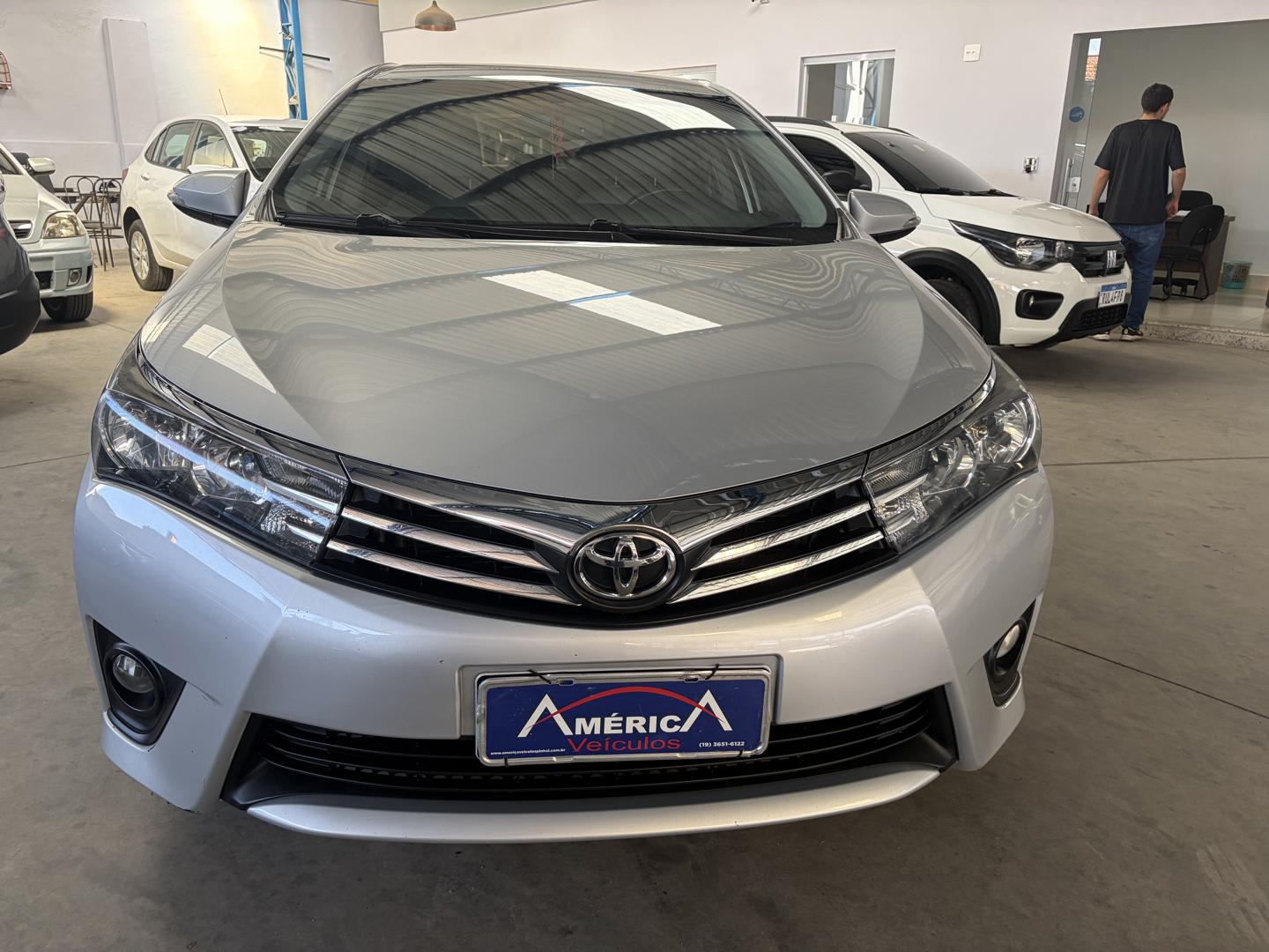 TOYOTA Corolla - Foto