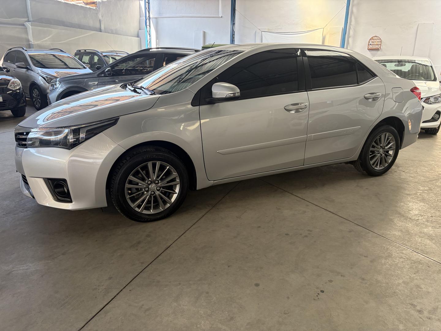 TOYOTA Corolla - Foto