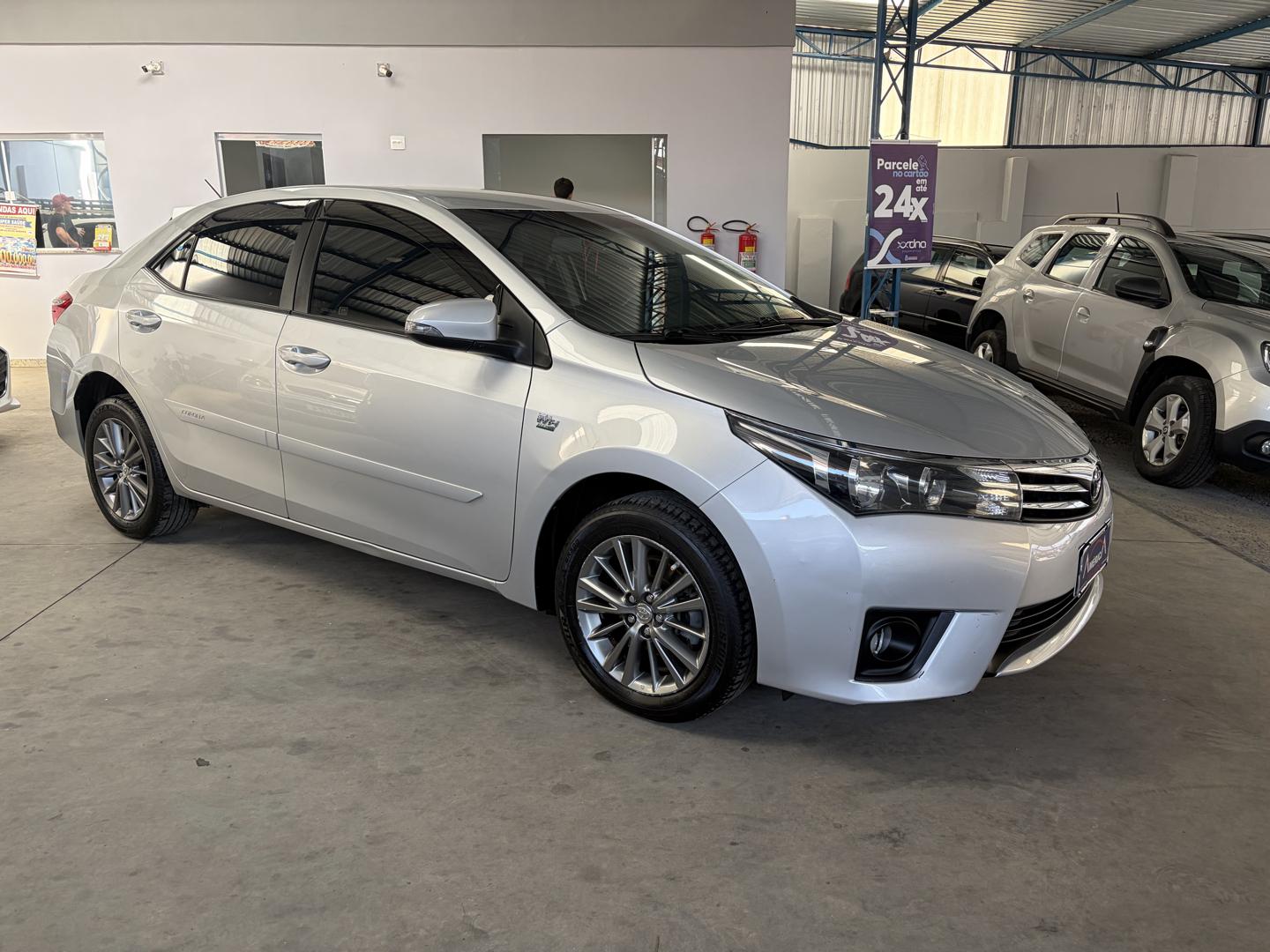TOYOTA Corolla - Foto