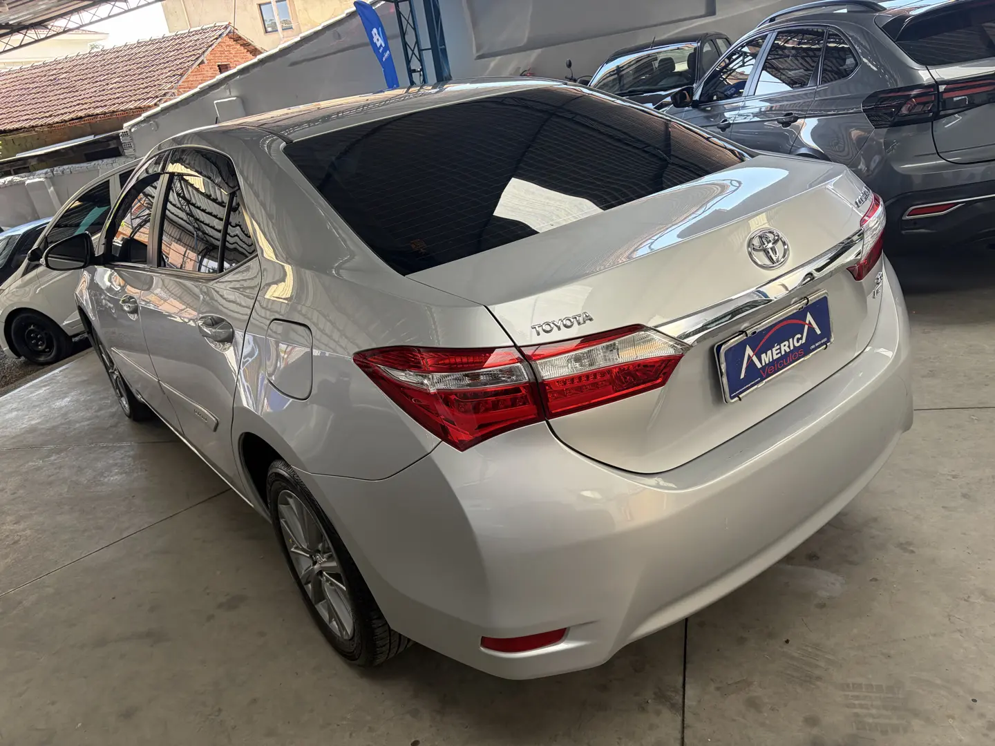 TOYOTA Corolla - Foto