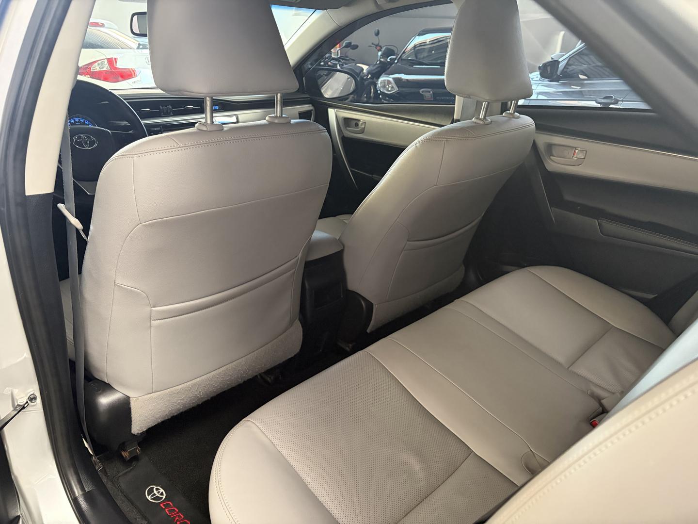 TOYOTA Corolla - Foto