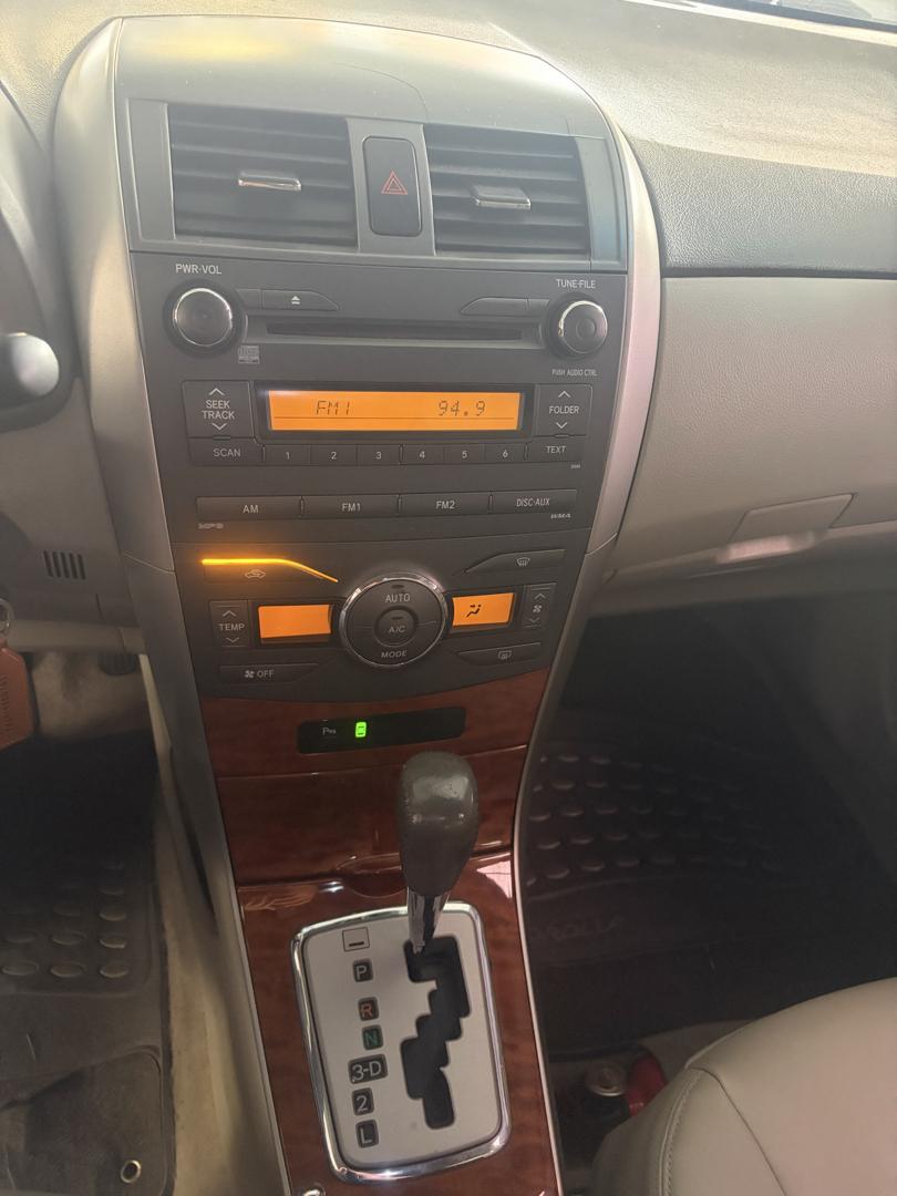 TOYOTA Corolla - Foto