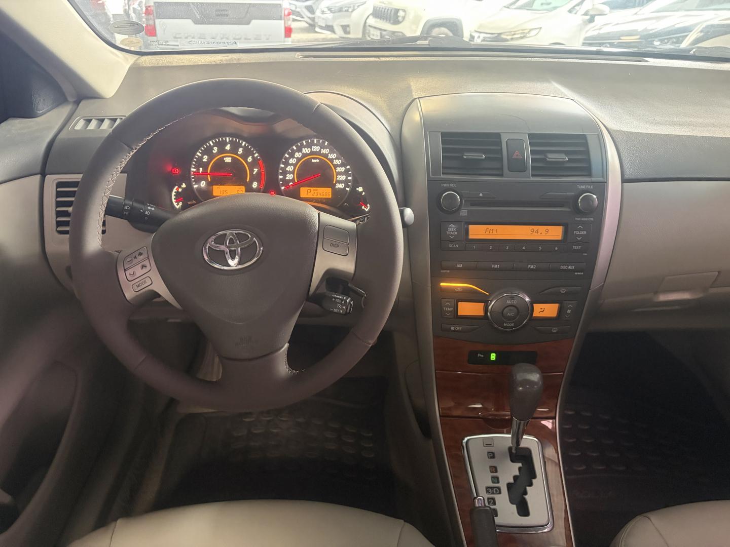 TOYOTA Corolla - Foto