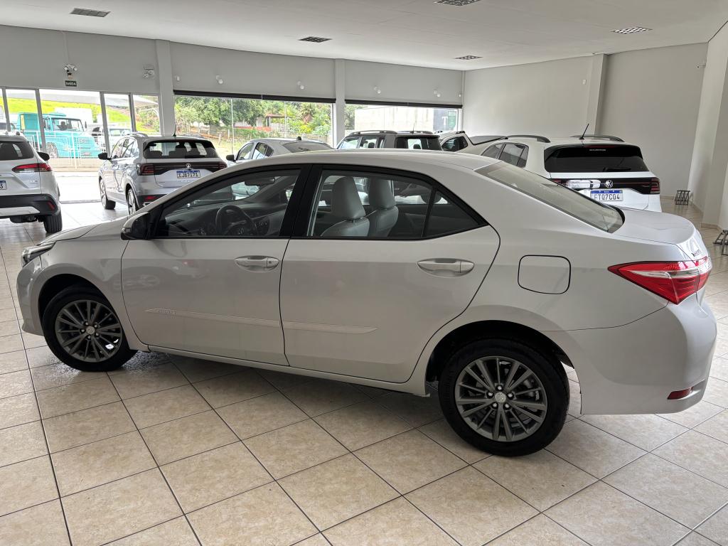 TOYOTA Corolla - Foto