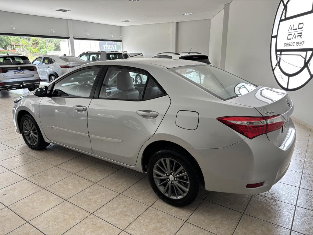 TOYOTA Corolla - Foto