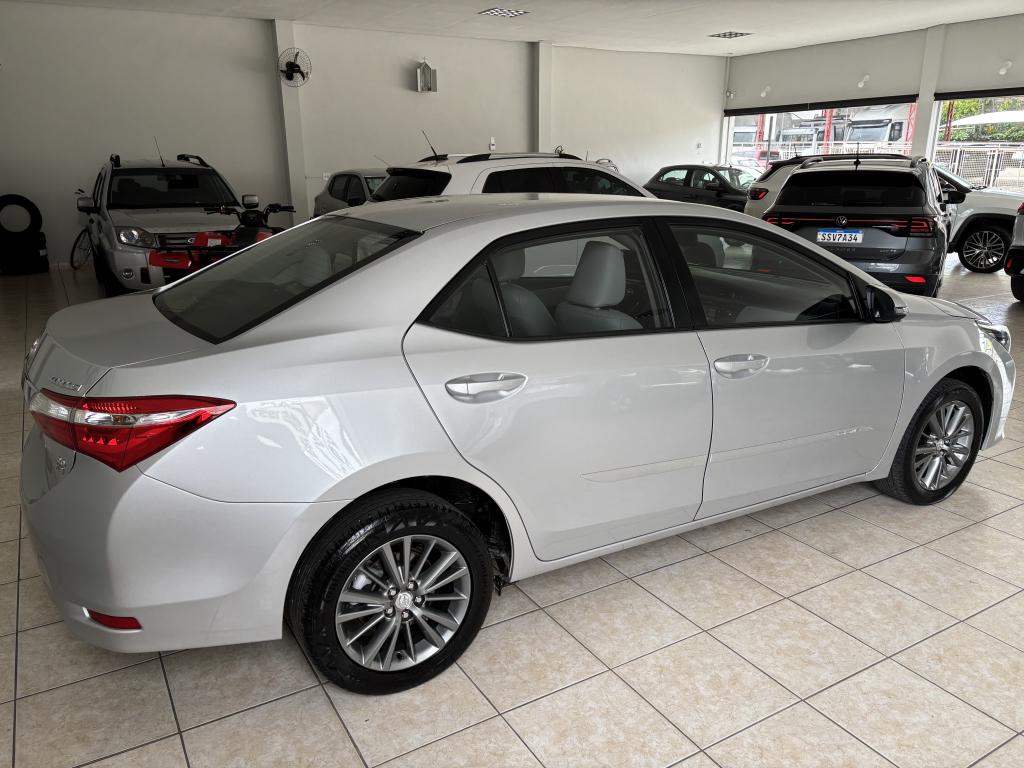 TOYOTA Corolla - Foto