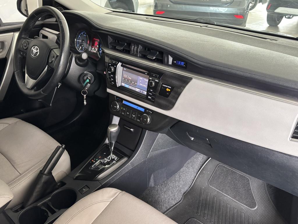 TOYOTA Corolla - Foto