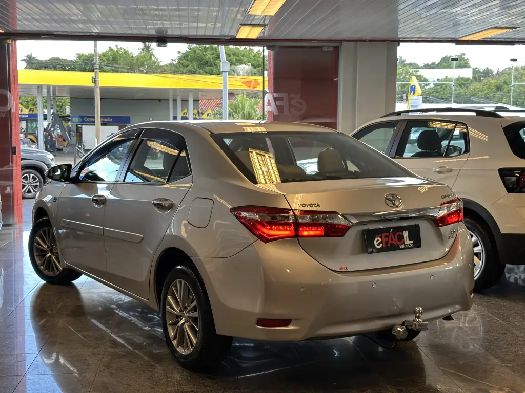 TOYOTA Corolla - Foto