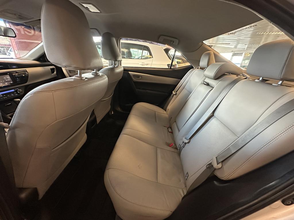 TOYOTA Corolla - Foto