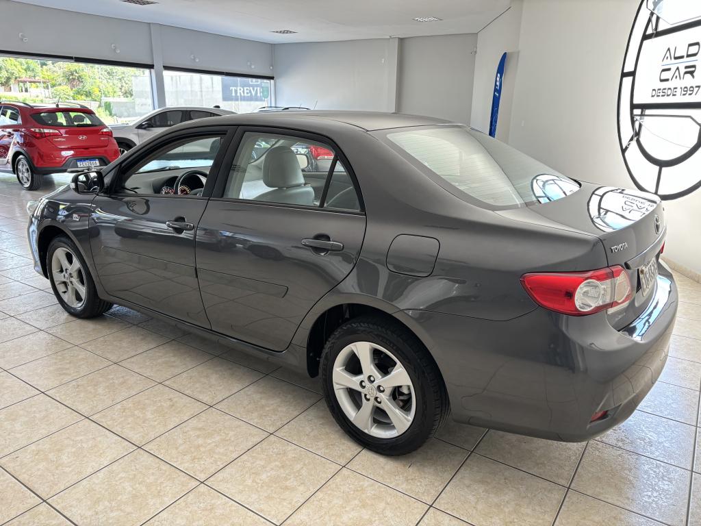 TOYOTA Corolla - Foto