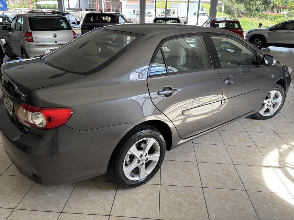 TOYOTA Corolla - Foto