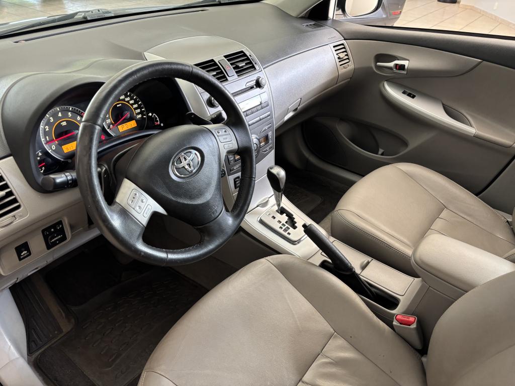 TOYOTA Corolla - Foto