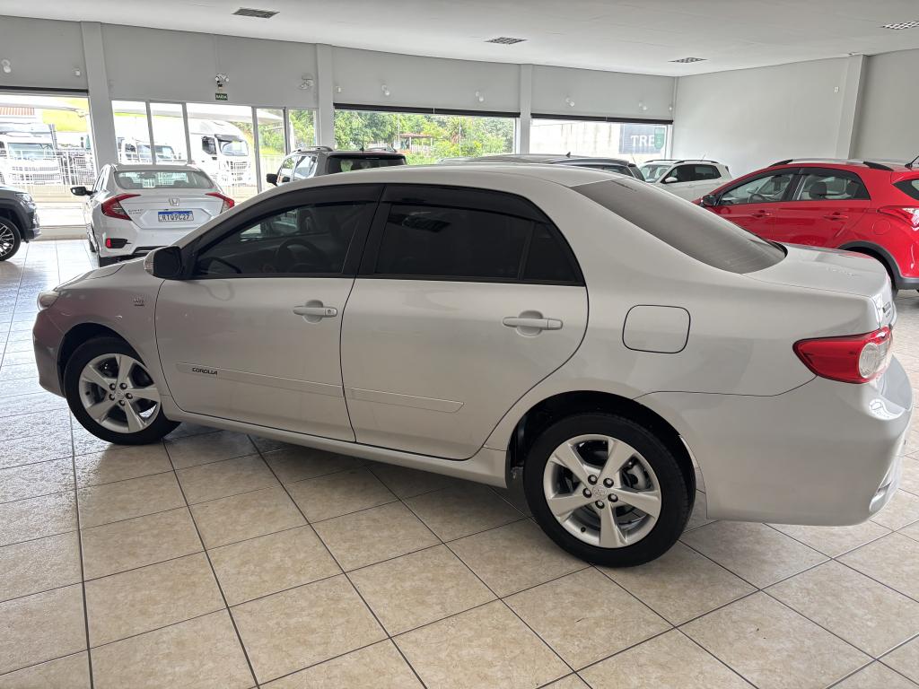 TOYOTA Corolla - Foto