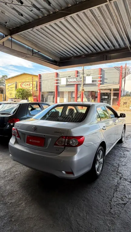 TOYOTA Corolla - Foto