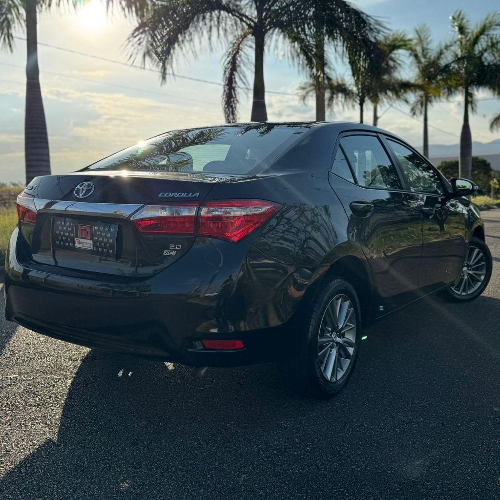 TOYOTA Corolla - Foto