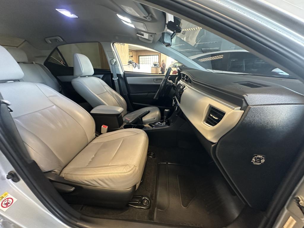 TOYOTA Corolla - Foto