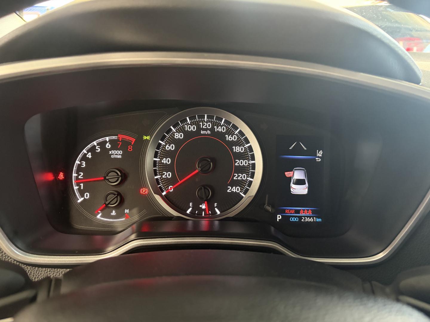 TOYOTA Corolla - Foto