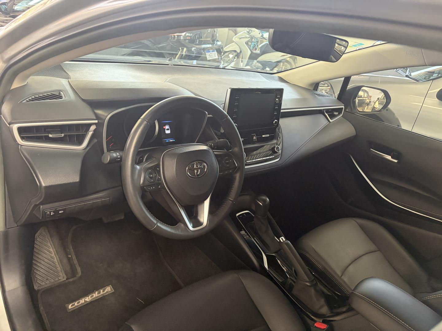 TOYOTA Corolla - Foto