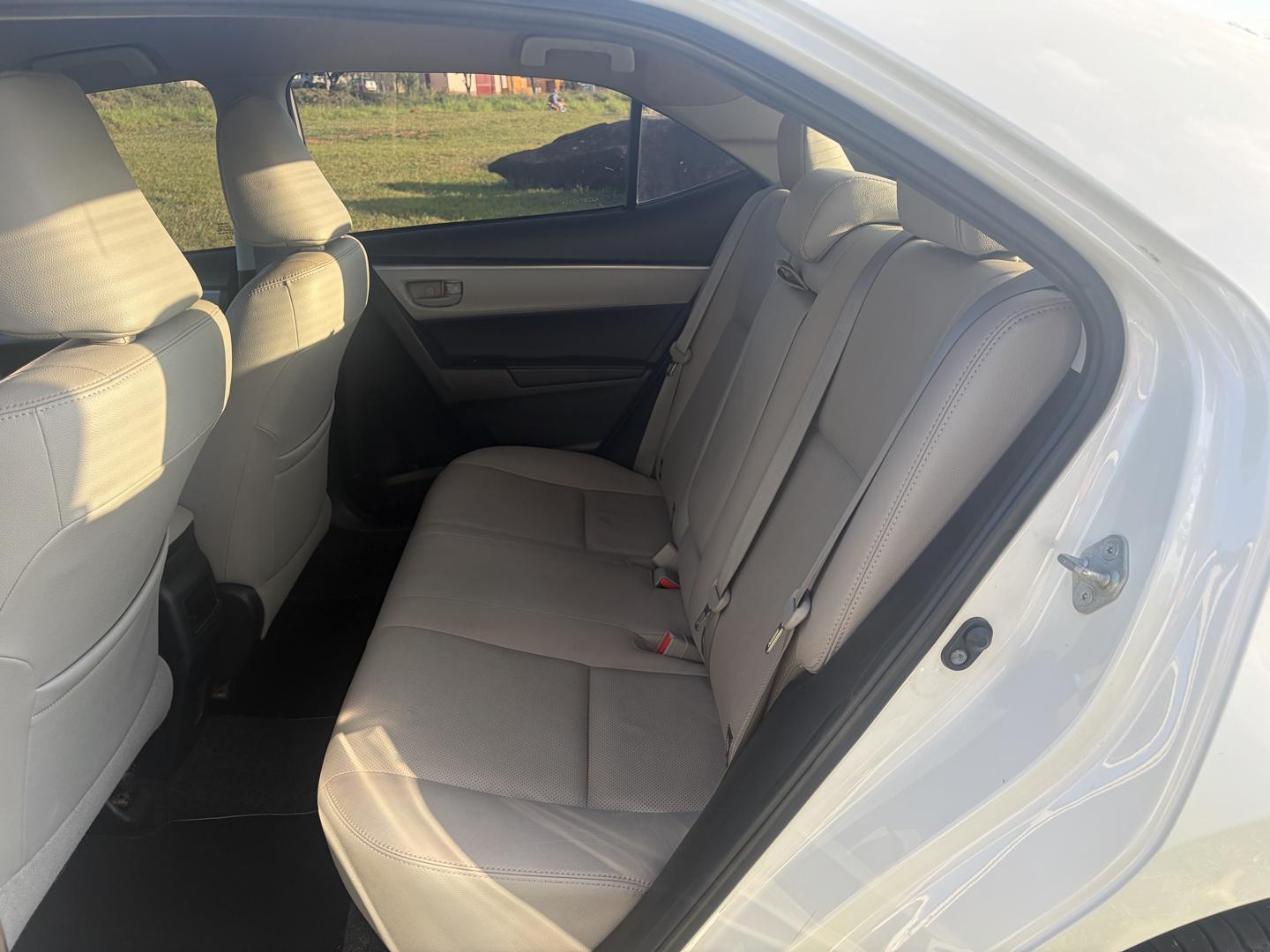 TOYOTA Corolla - Foto