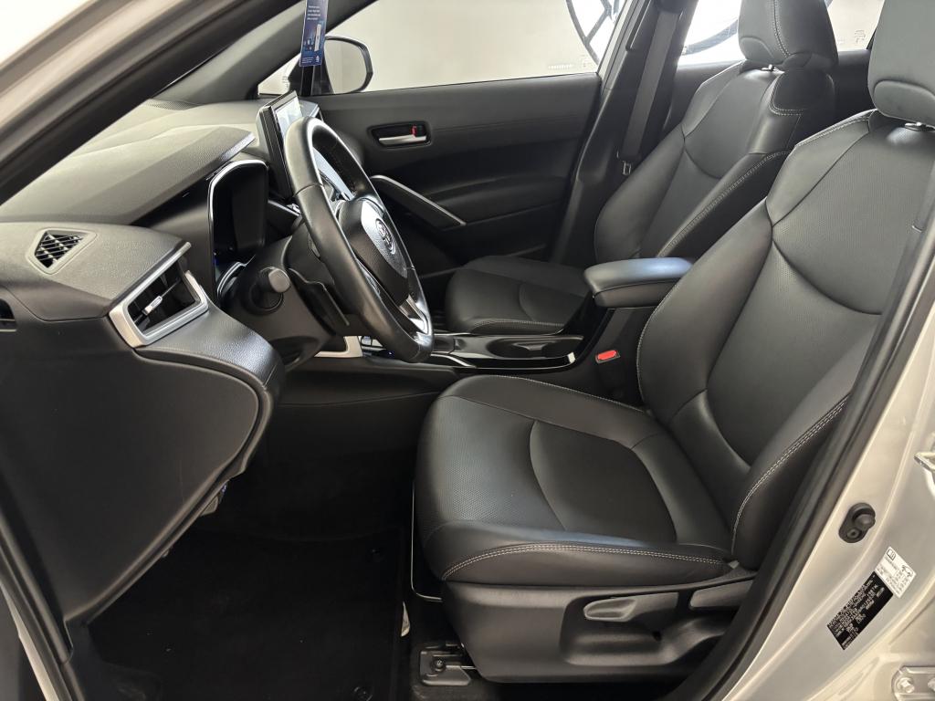 TOYOTA Corolla Cross - Foto