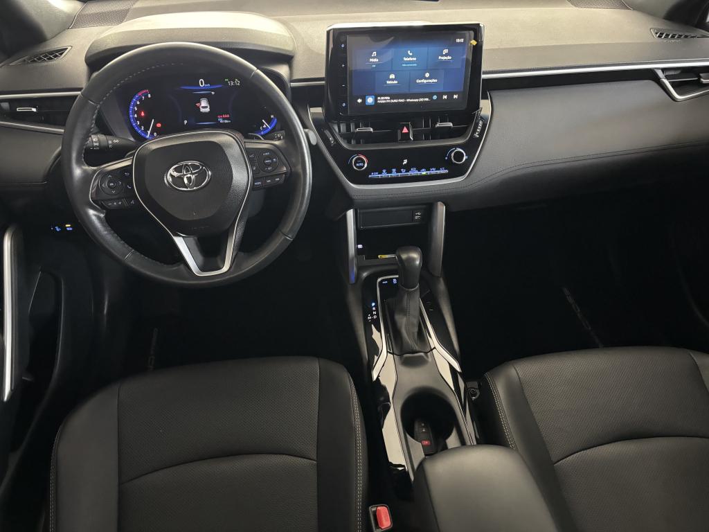 TOYOTA Corolla Cross - Foto