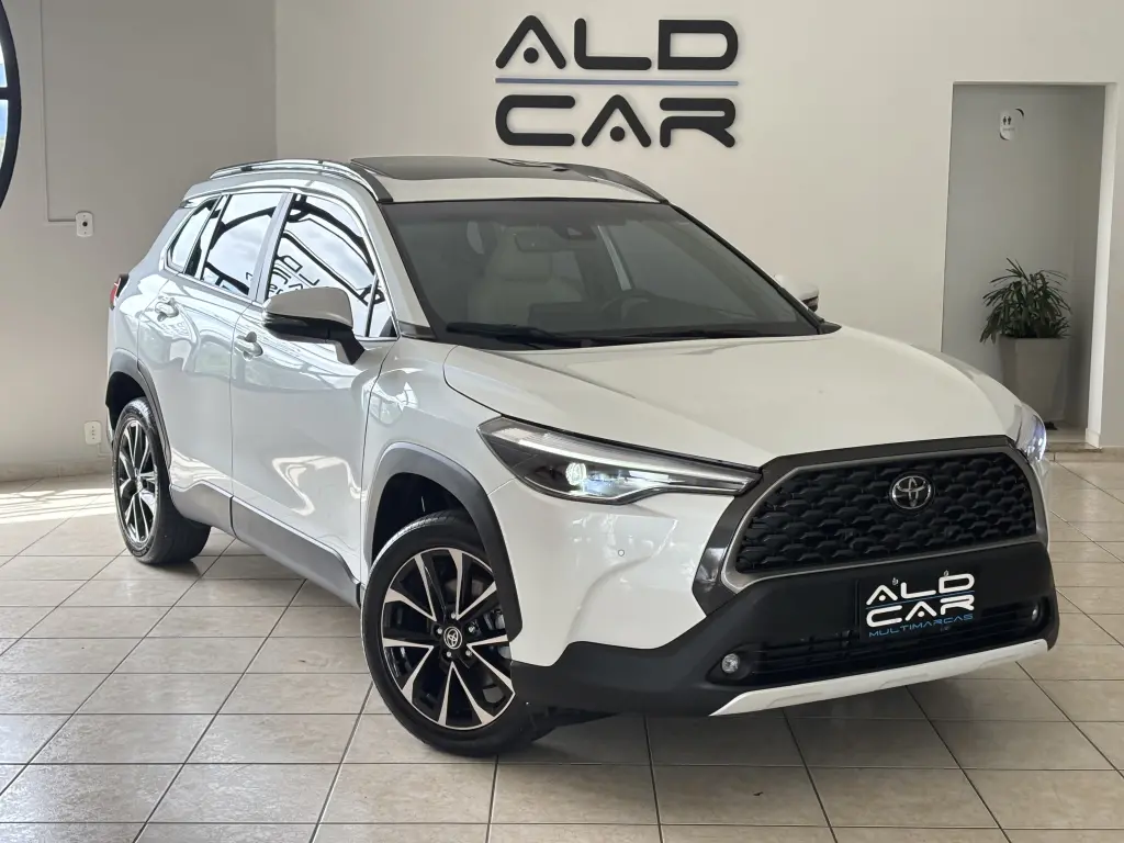 TOYOTA Corolla Cross - Foto