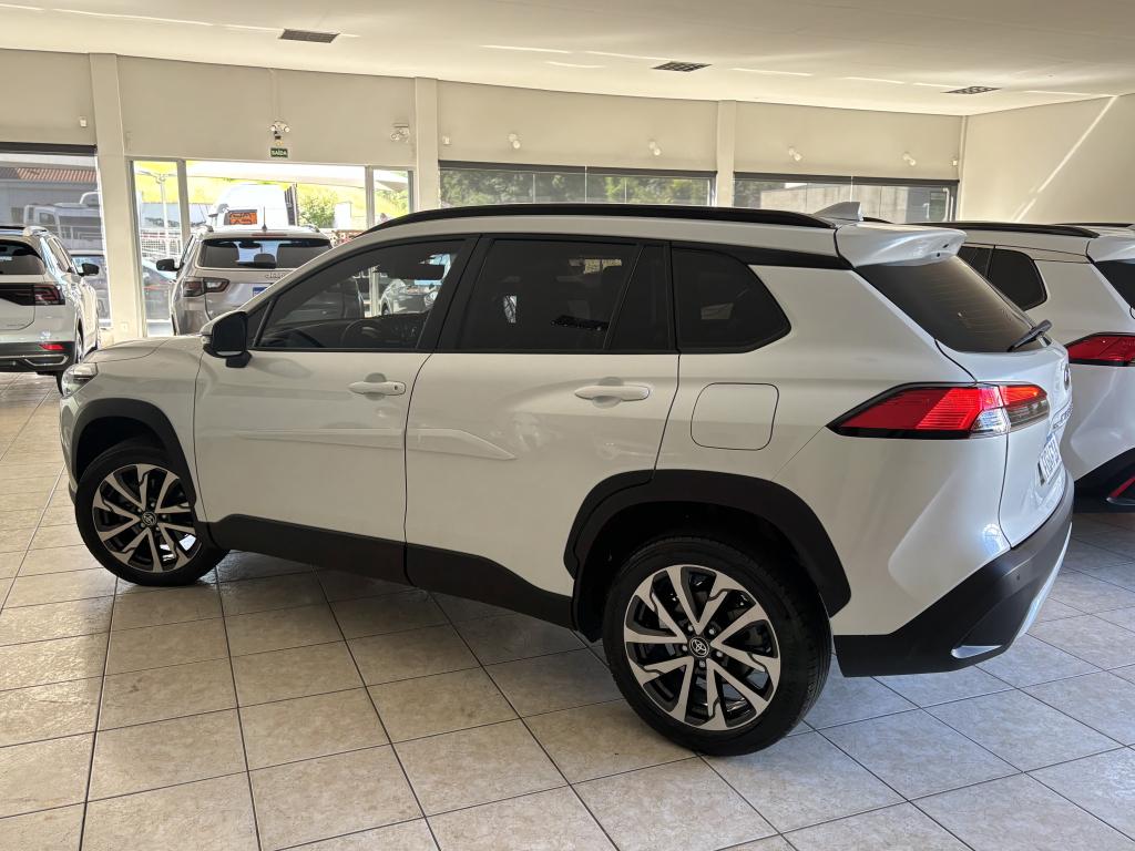 TOYOTA Corolla Cross - Foto