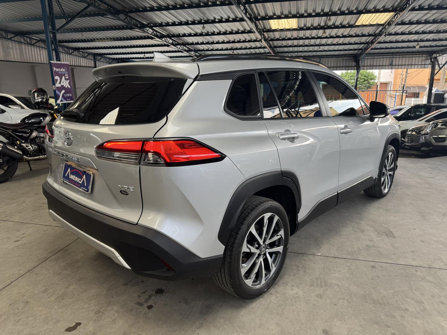 TOYOTA Corolla Cross - Foto