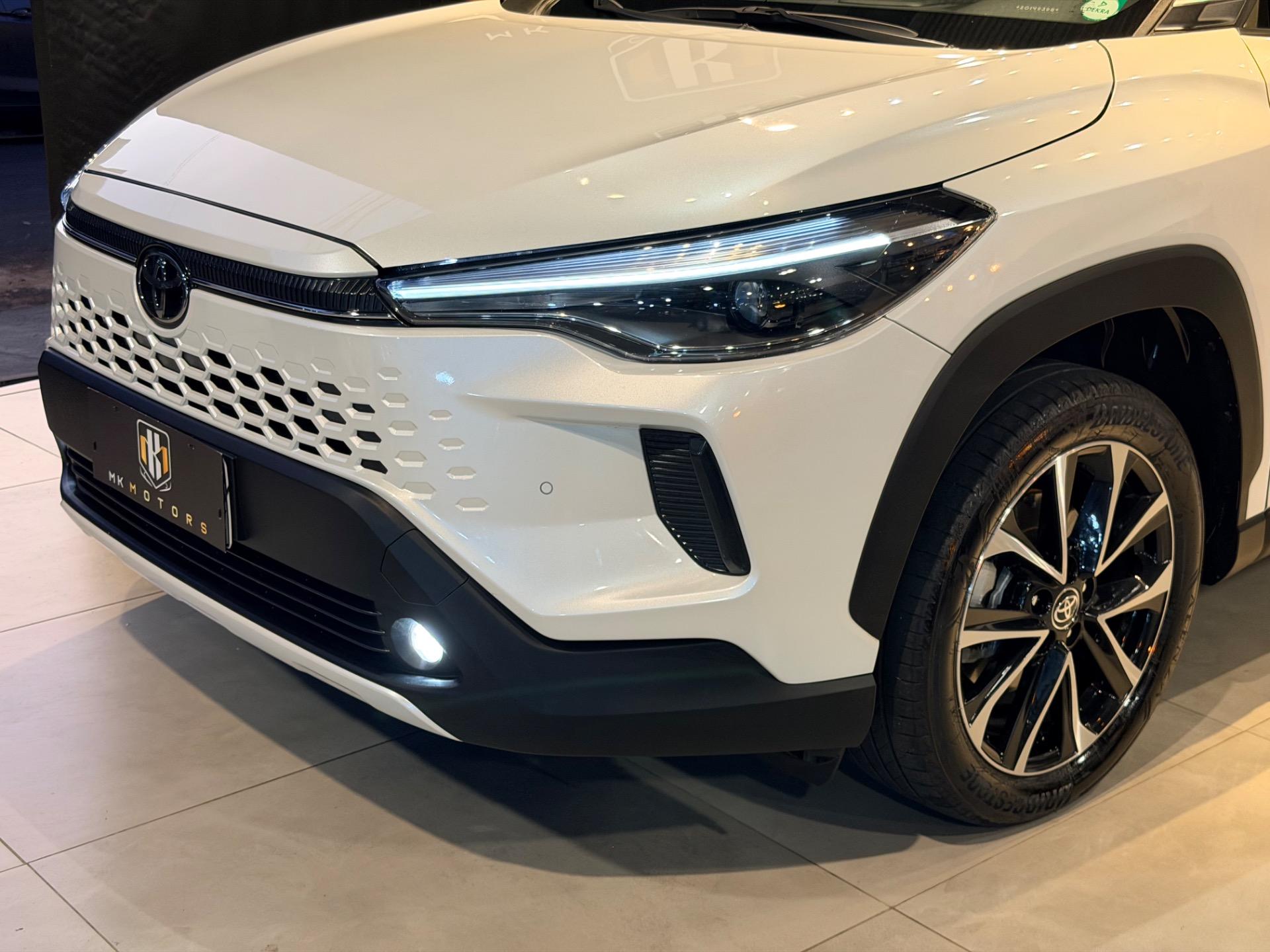 TOYOTA Corolla Cross - Foto