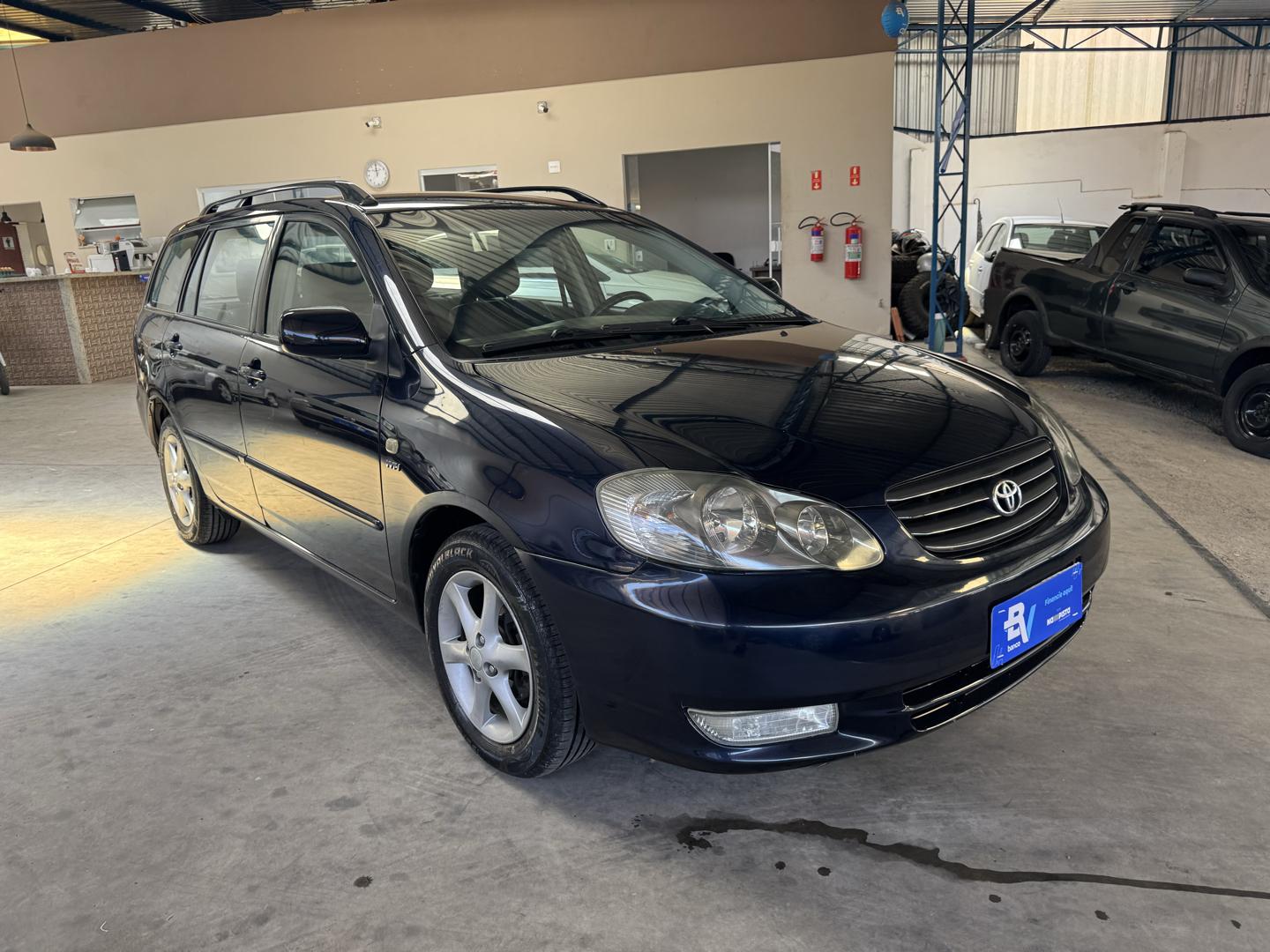 TOYOTA Fielder - Foto